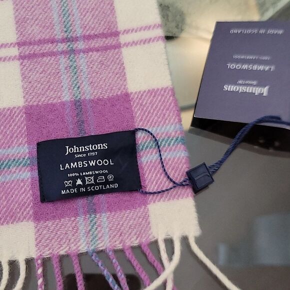 JOHNSTON LAMBSWOOL SCOTLAND FRINGED TARTAN SCARF - Picture 5 of 6